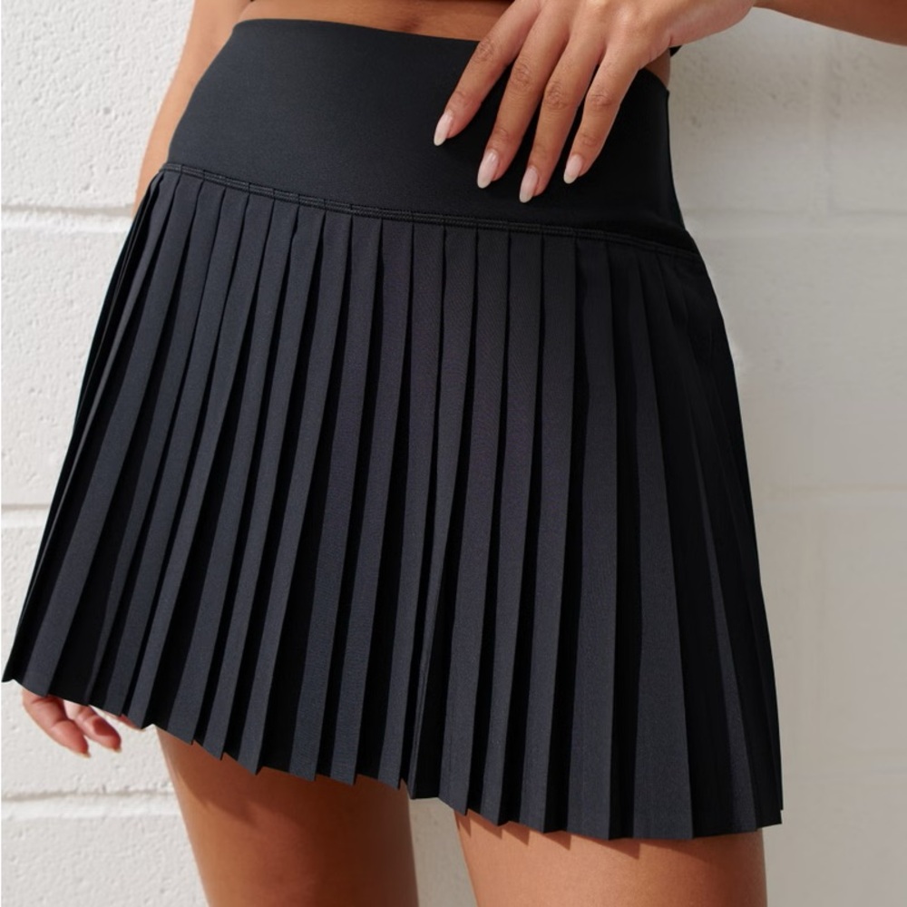 BNWT Abercrombie Tennis Skirt